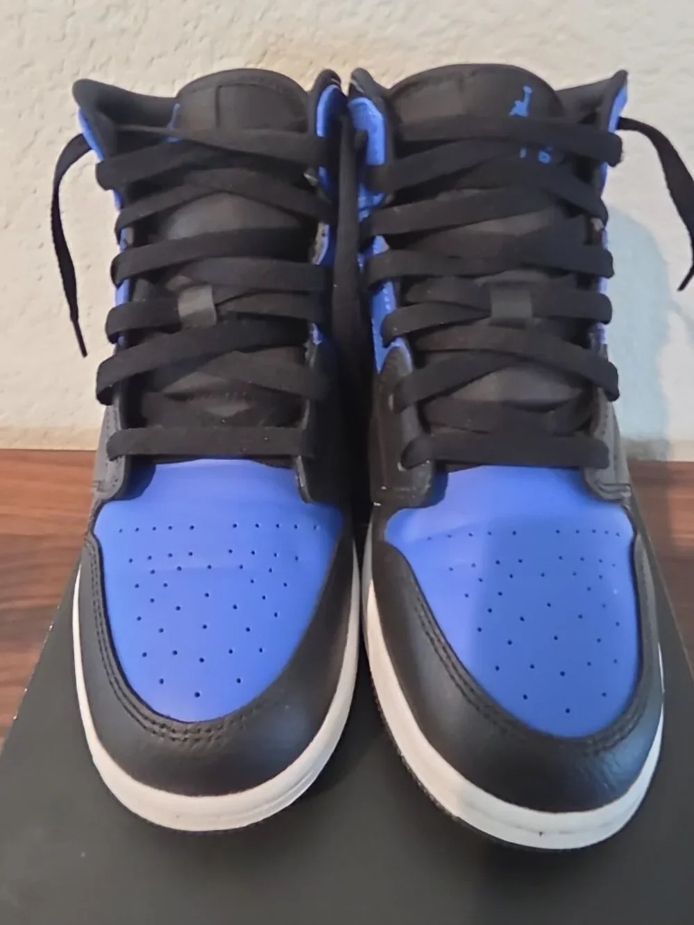 Nike Air Jordan 1 Mid GS Hyper Royal Black White 554725-077 Youth Size 6Y W Box